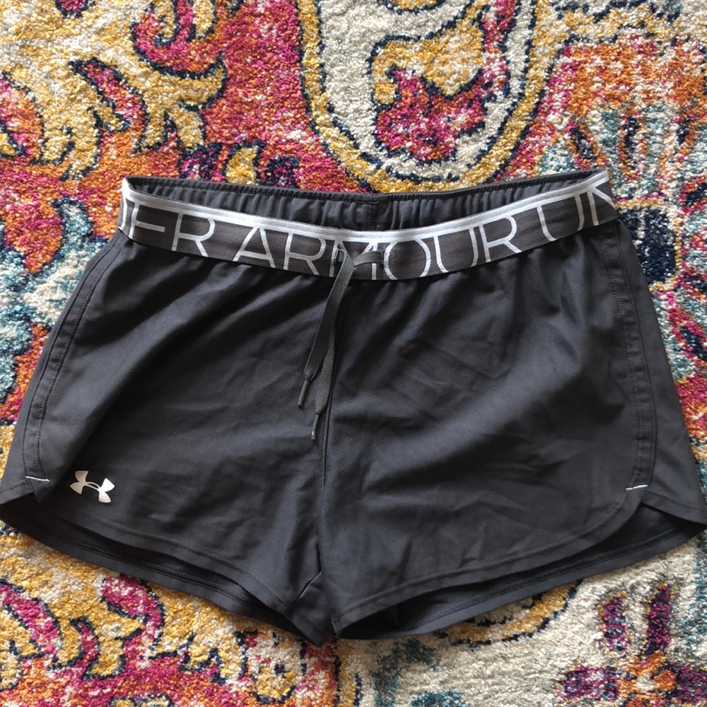 Under Armour heat gear shorts size medium